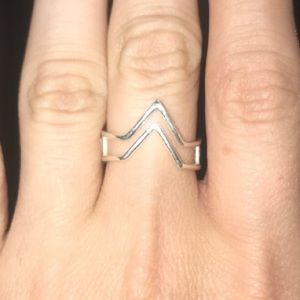 Pura Vida arrow ring!